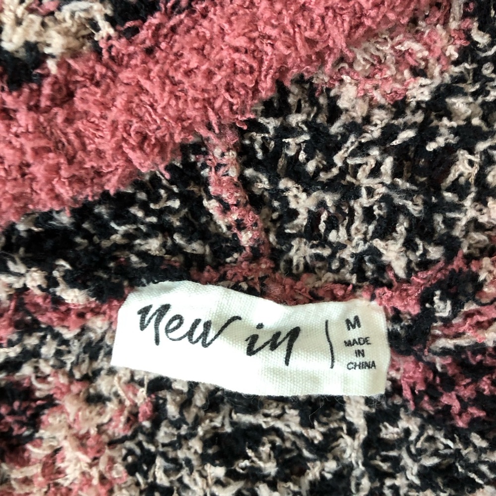 New In Leopard Hooded Sweater - Picture 3 of 5